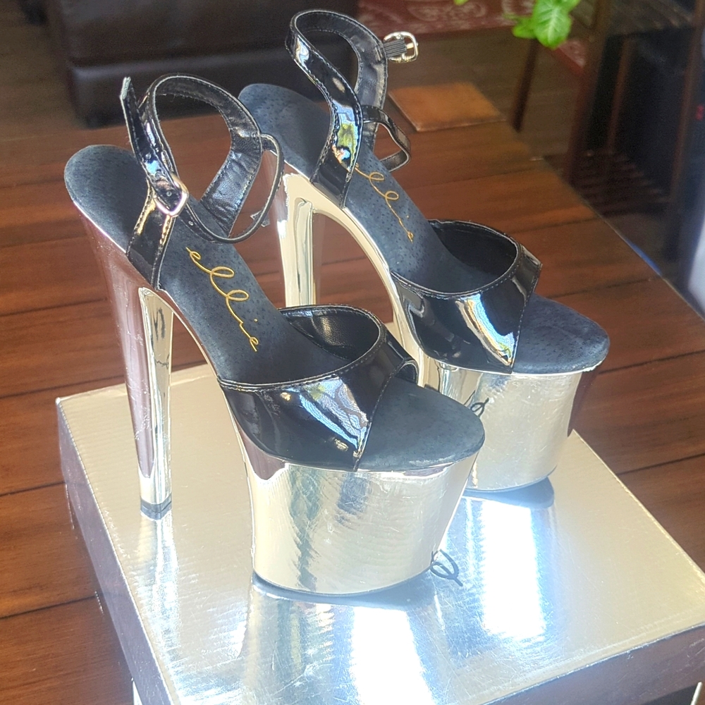 Ellie 8" Shiny Silver Metallic Platform Stilletto Size 5